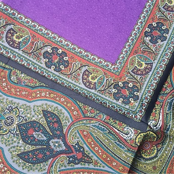 Gorgeous Christian Dior Scarf!! - Picture 7 of 10